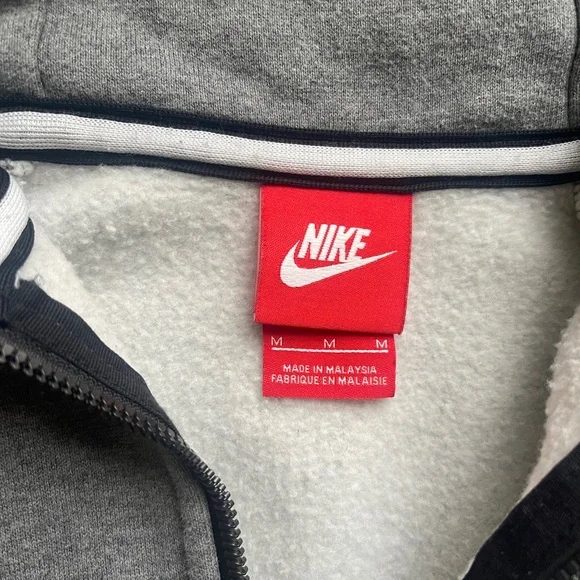 Nike Gray Fleece-Lined Zip-Up Hoodie, size M - Picture 4 of 6